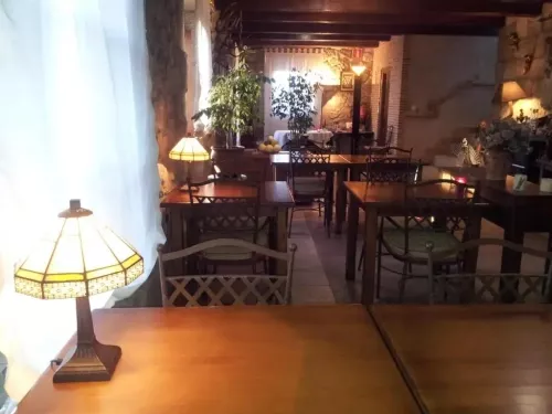 Habitación con ambiente acogedor