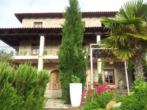 Acceso al Hotel Rural San Pelayo